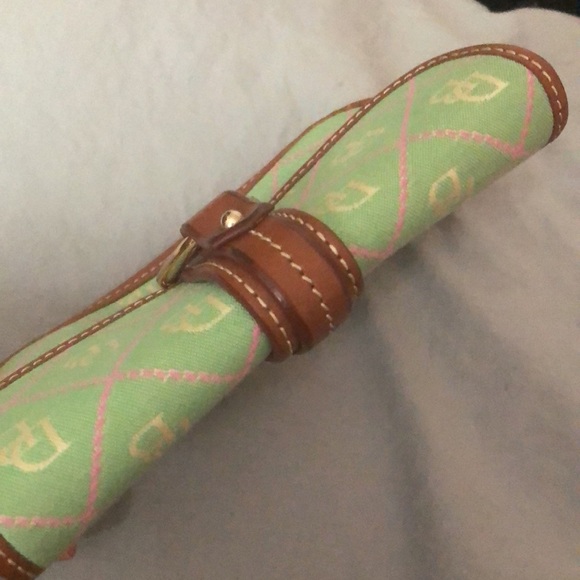 DOONEY & BOURKE Wallet Wristlet - Picture 4 of 8